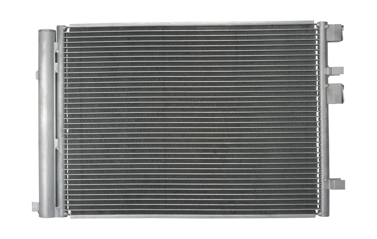 Конденсер кондиціонера HYUNDAI I20 I (PB, PBT) 1.4 2008.08 - 2015.12 BOSCH (1 986 AD2 268) Bosch фото 2